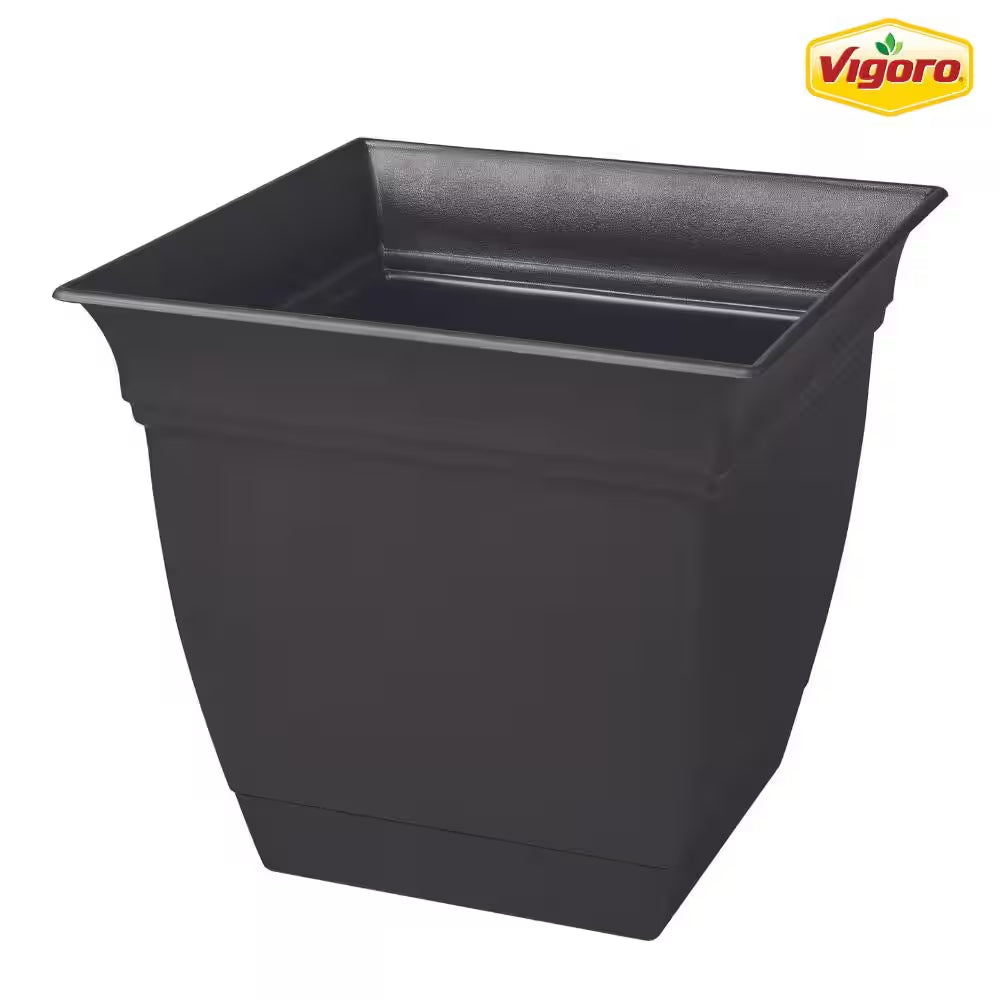 Mirabelle Small Black Plastic Square Planter with Drainage Hole and Attached Saucer (6 In. L X 6 In. W X 5.5 In. H)